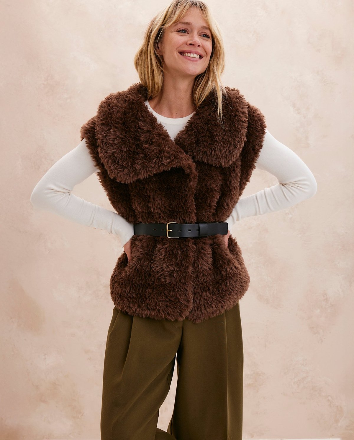 Kit Crochet Phildar : La Veste sans Manche SCARLETT Chocolat - Niveau Intermédiaire