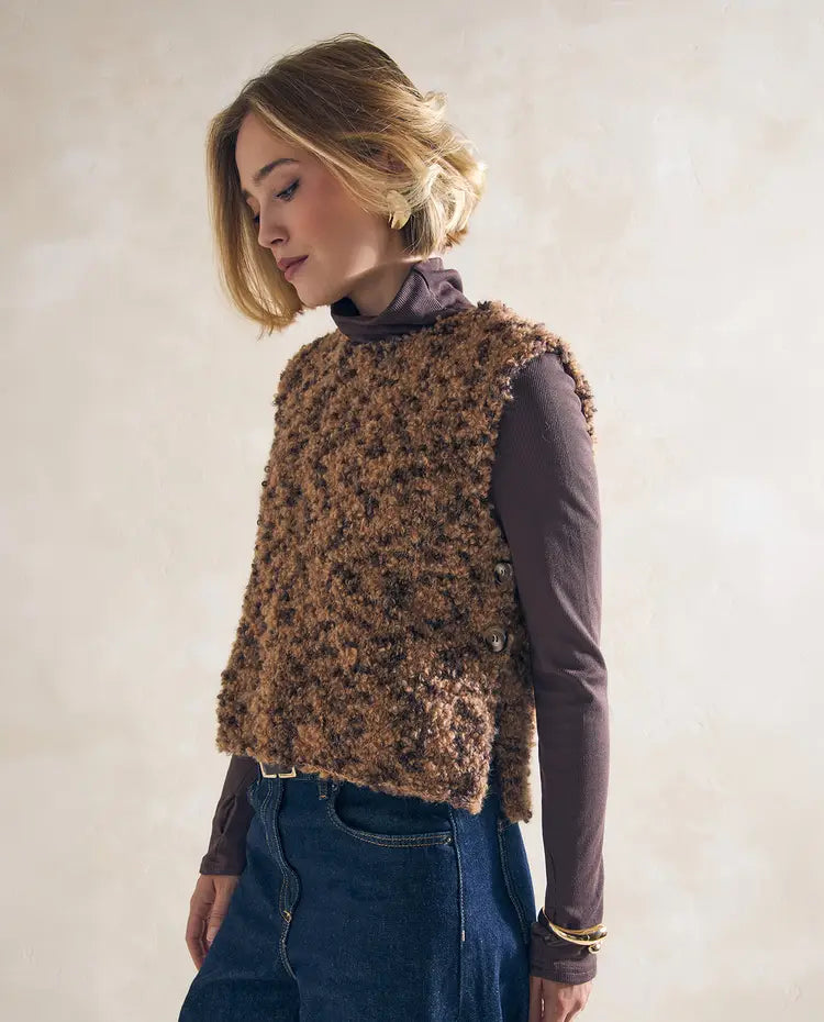Kit Tricot Phildar : modèle femme le pull sans manches CHELSIE en phil Alpaga Bouclé Facile