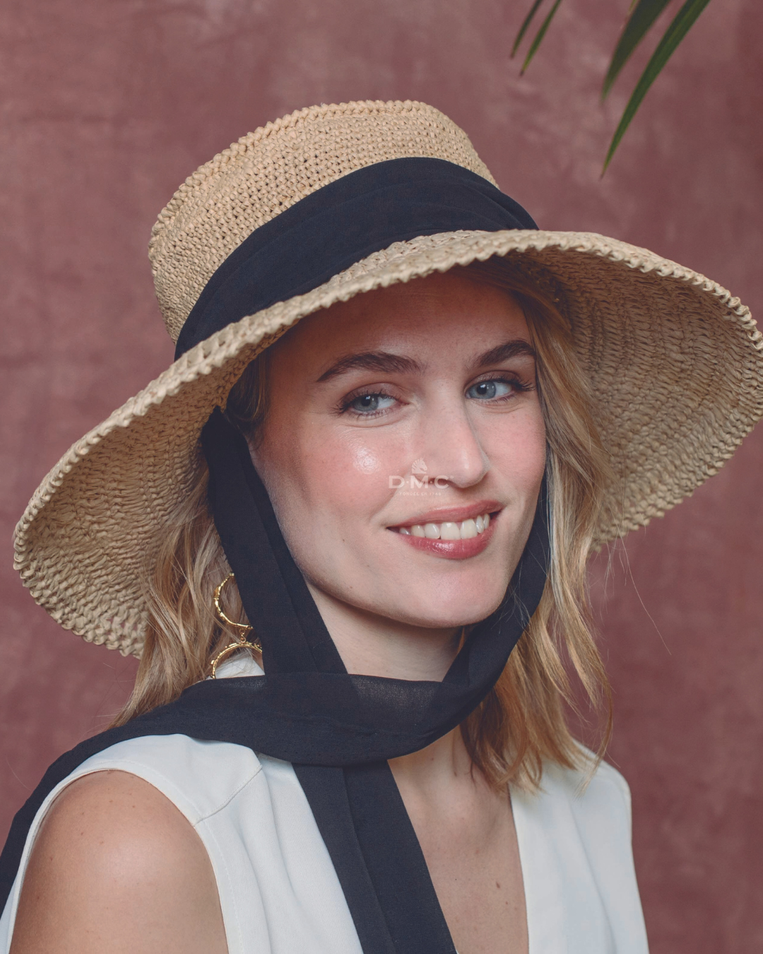 KIT CROCHET DMC : Le chapeau CROISIERE en Eco Vita Raffia - Niveau intermédiaire