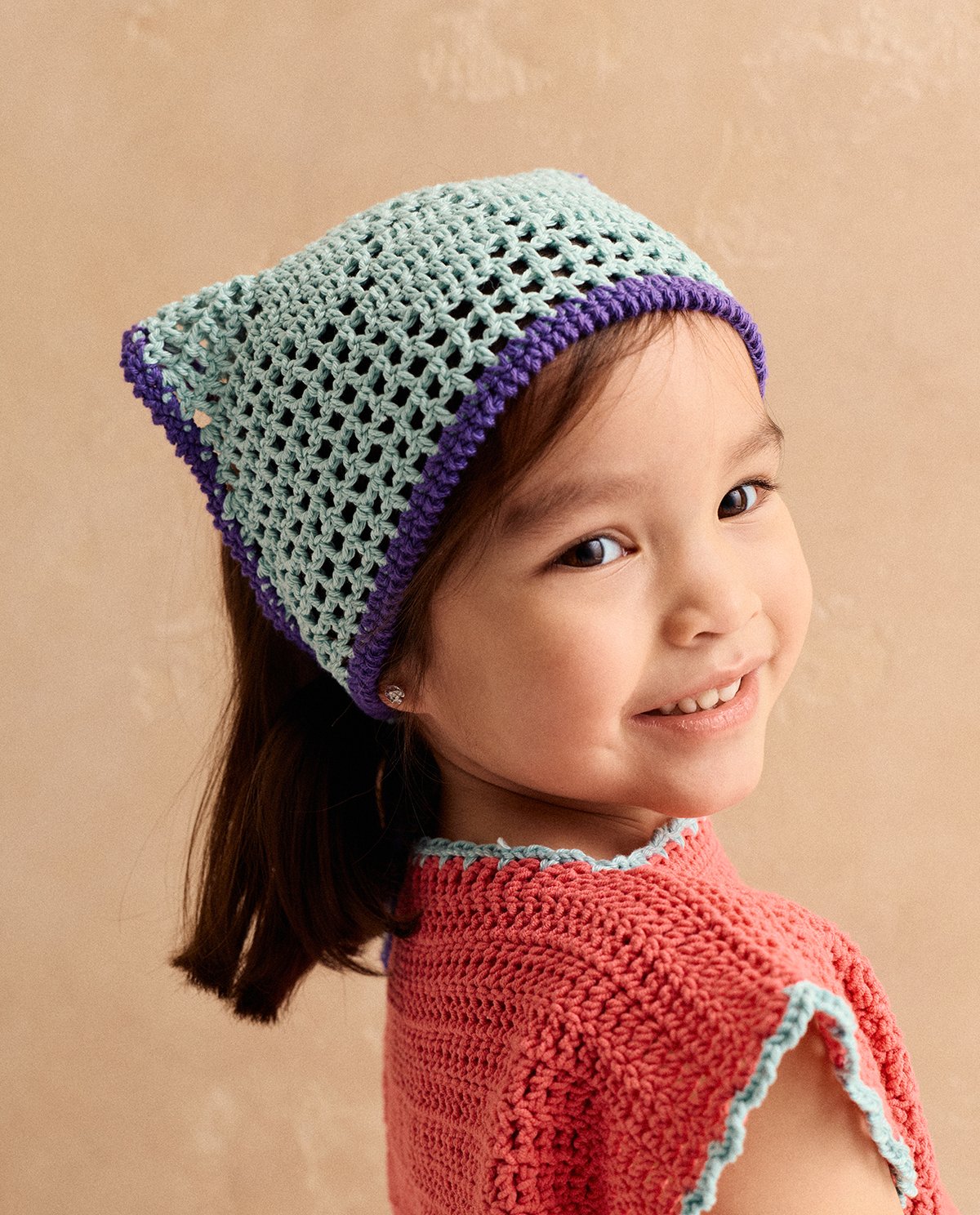 Kit Crochet Phildar : le bandana fille MONA en phil Coton 3 et mimi