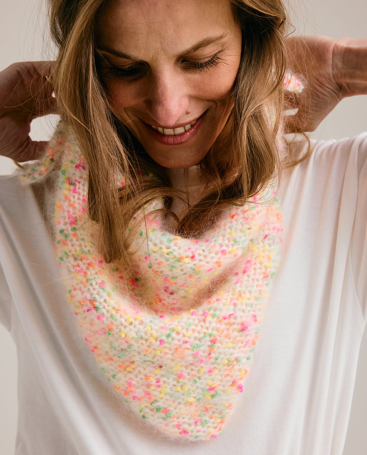 Kit Tricot Phildar : l'écharpe bandana femme LUZ en Phil Mohair Dots Fluo - Facile