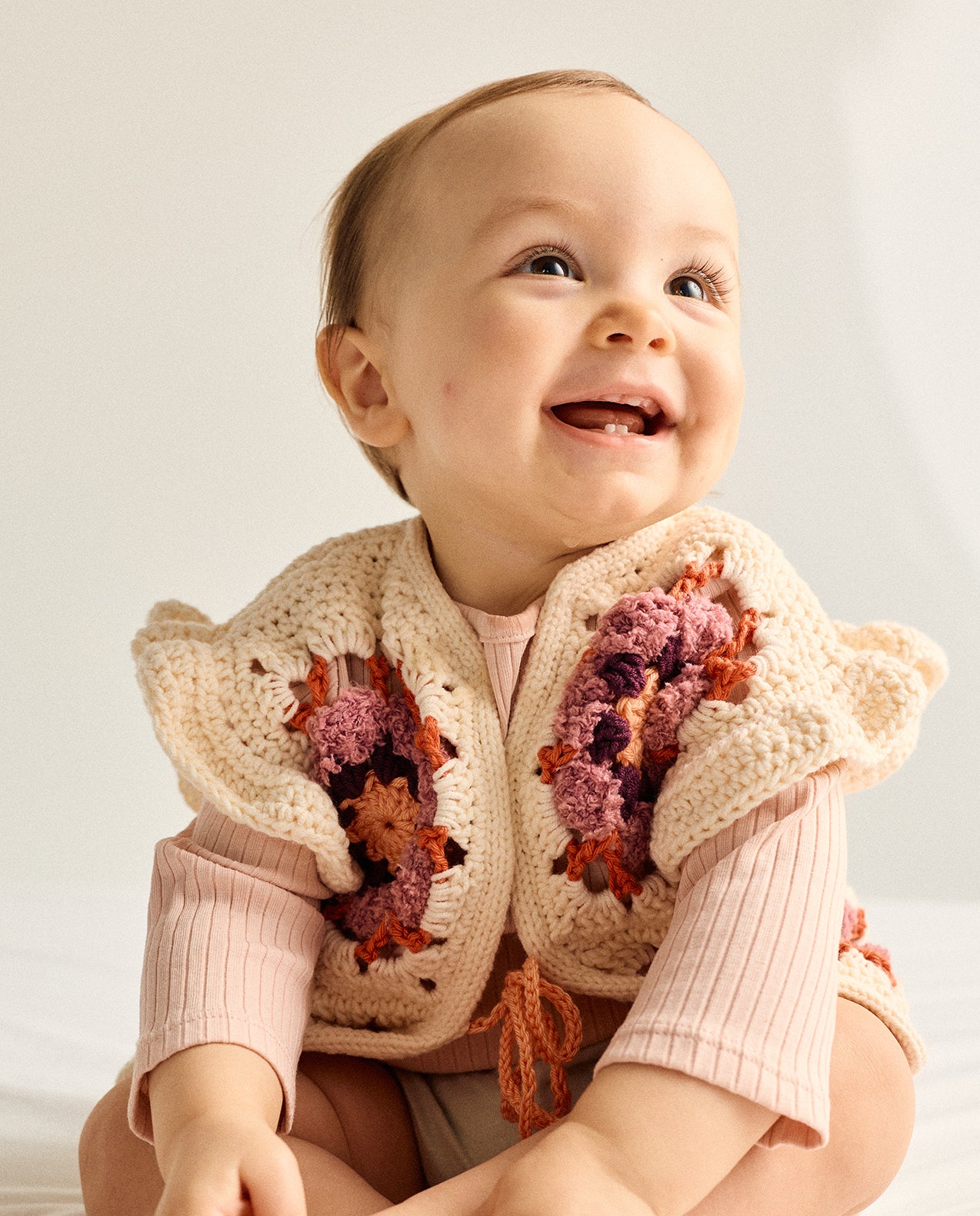 Patron PDF Crochet Phildar : Le gilet bébé granny KLOE