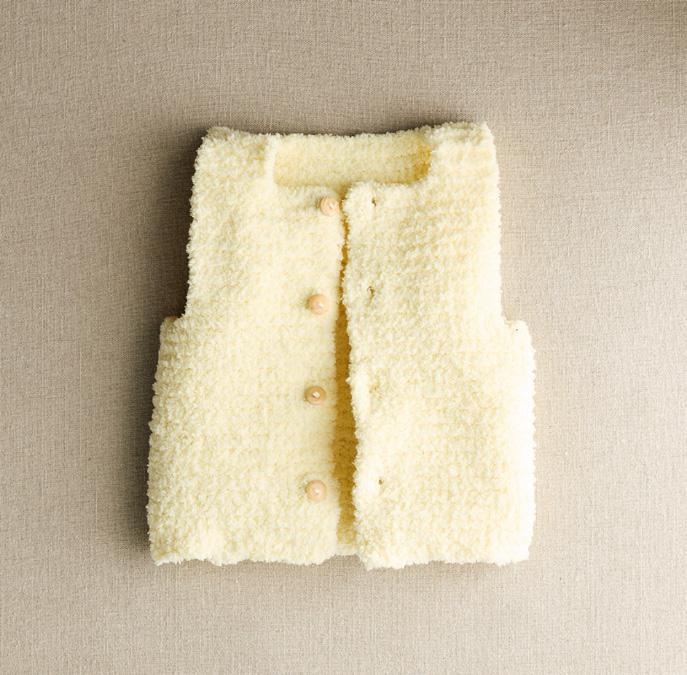Patron pdf tricot Phildar : Modèle Layette Bébé Le gilet EUGENE en Phil Douce Facile